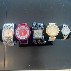 Bundle of watches